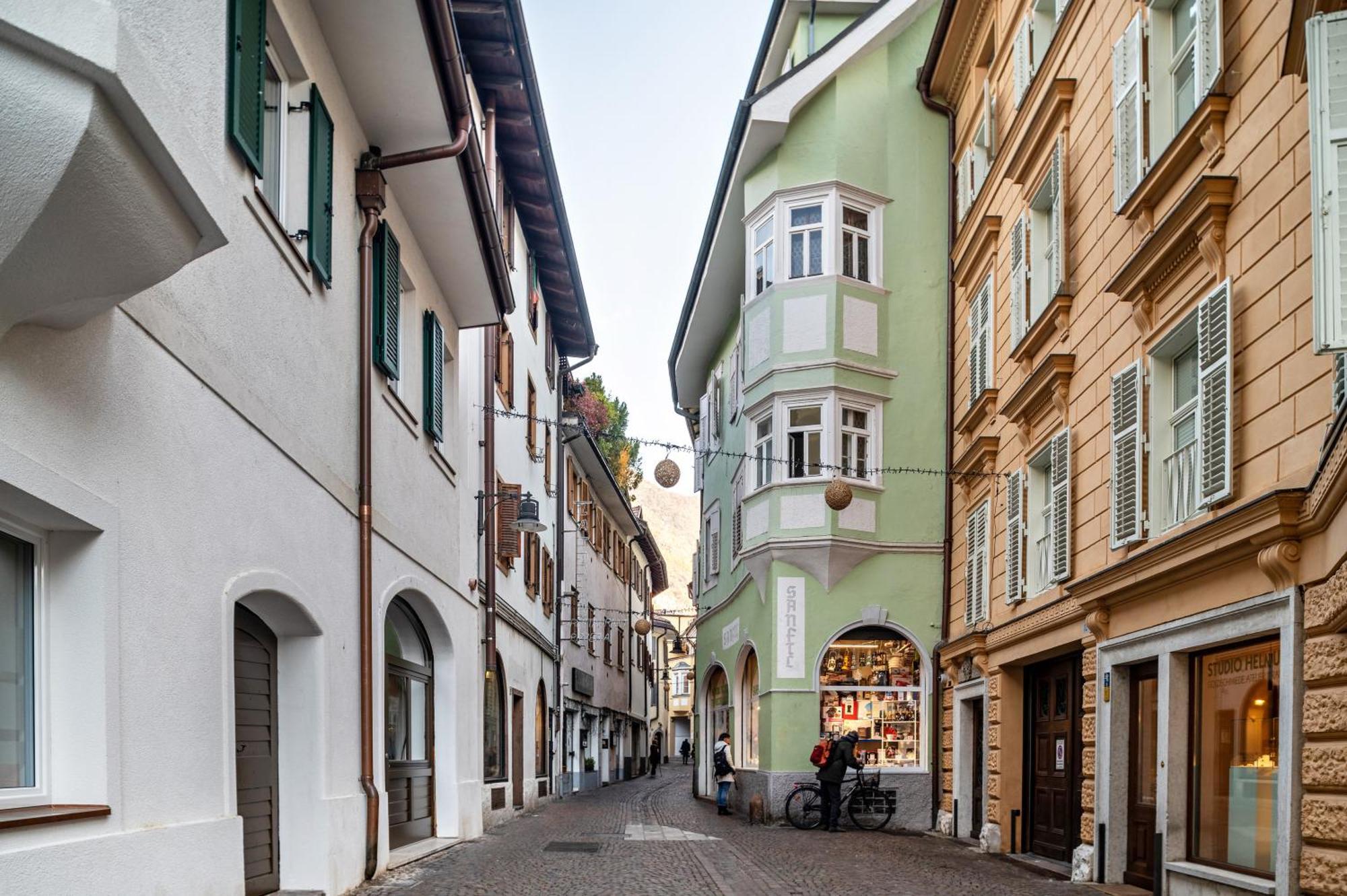 The Smart Flat Apartment Bolzano Luaran gambar